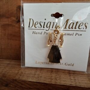 Design Mates 14k Gold Black And Cream Little Dress Brooch